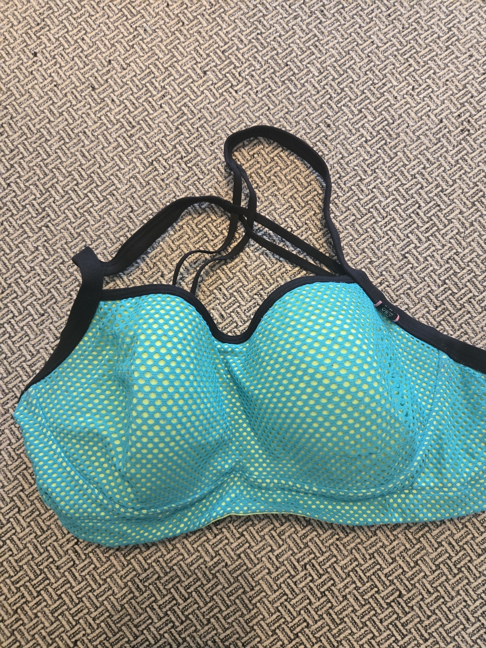 Victoria's Secret Teal Mesh Underwire Sports Bra with Black Trim